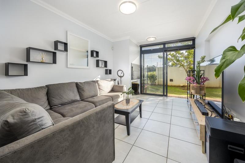 2 Bedroom Property for Sale in Vredekloof Heights Western Cape